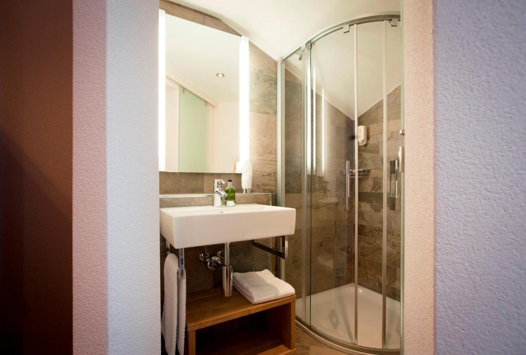 Berghotel Truebsee - Accessible Only By Cable Car Engelberg Bilik gambar