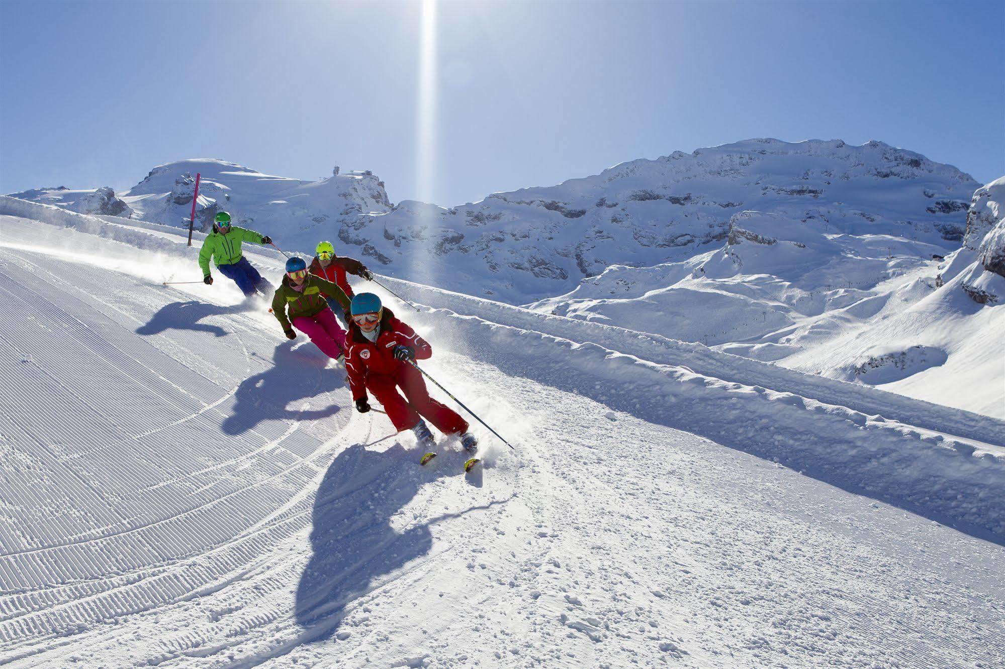 Berghotel Truebsee - Accessible Only By Cable Car Engelberg Luaran gambar