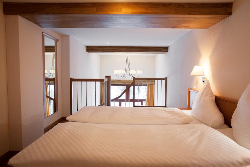 Berghotel Truebsee - Accessible Only By Cable Car Engelberg Luaran gambar